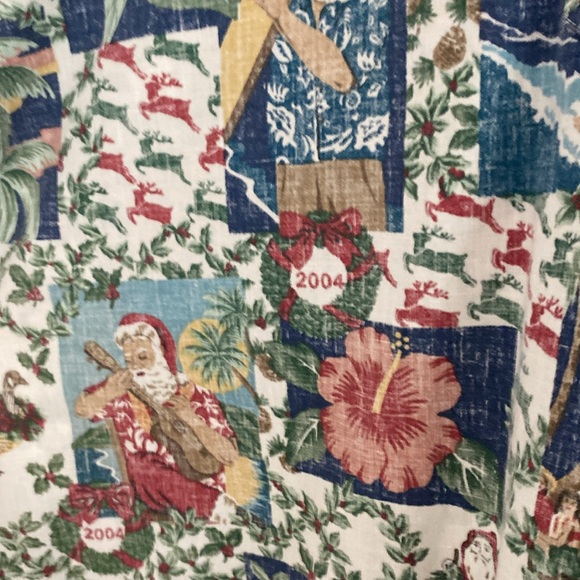 Vintage Reyn Spooner Mele Kalikimaka Hawaiian shirt 2004 - Picture 4 of 6